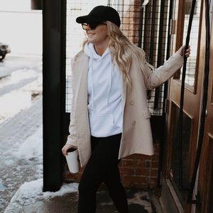 Elegant Beige Blazer for Women